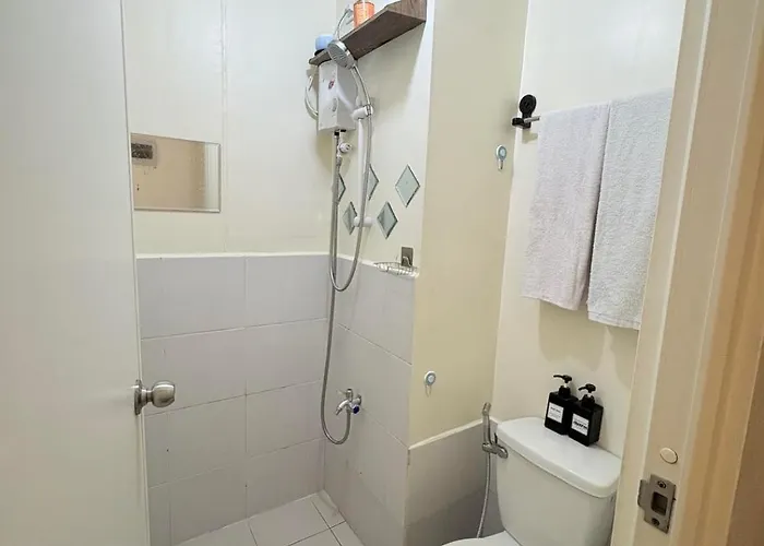 Jjmc Homestay028 With Netflix And Unli Wifi Apartment Manila